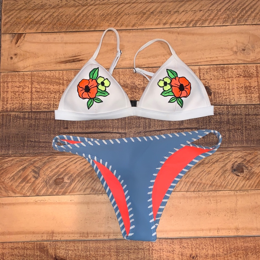 TRIANGL Dree bikini set!!